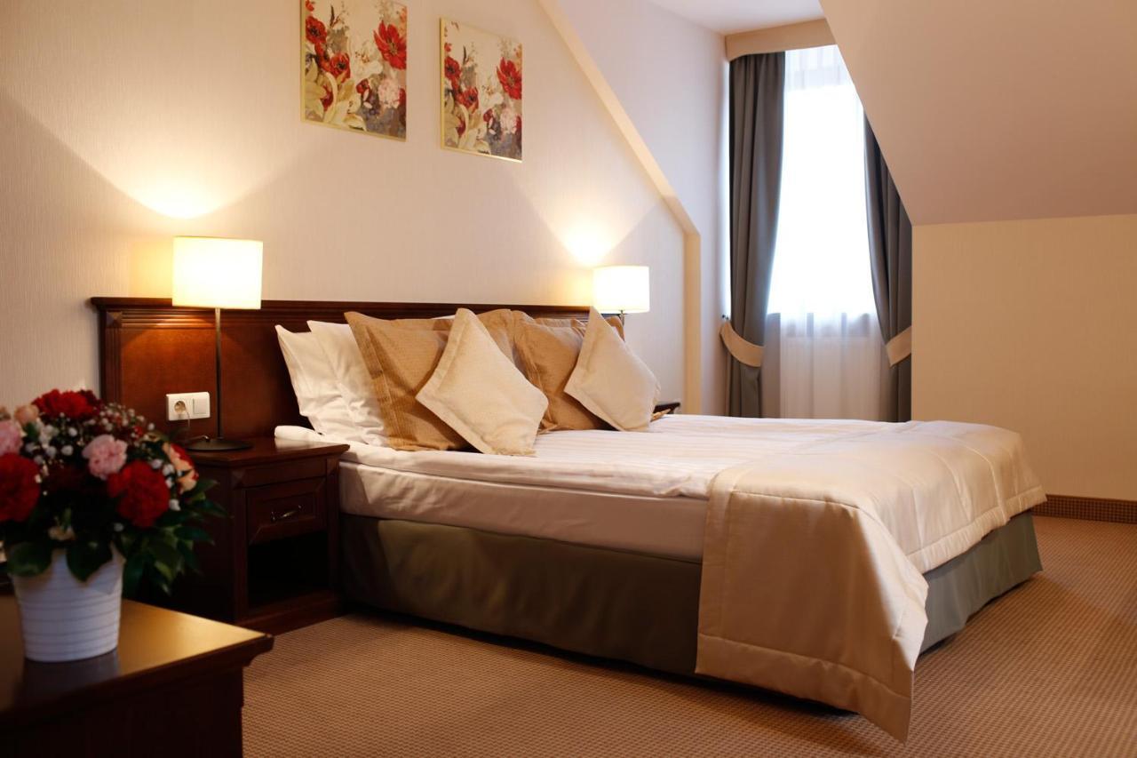 Hotel Nowodwory Ciechanowiec Luaran gambar