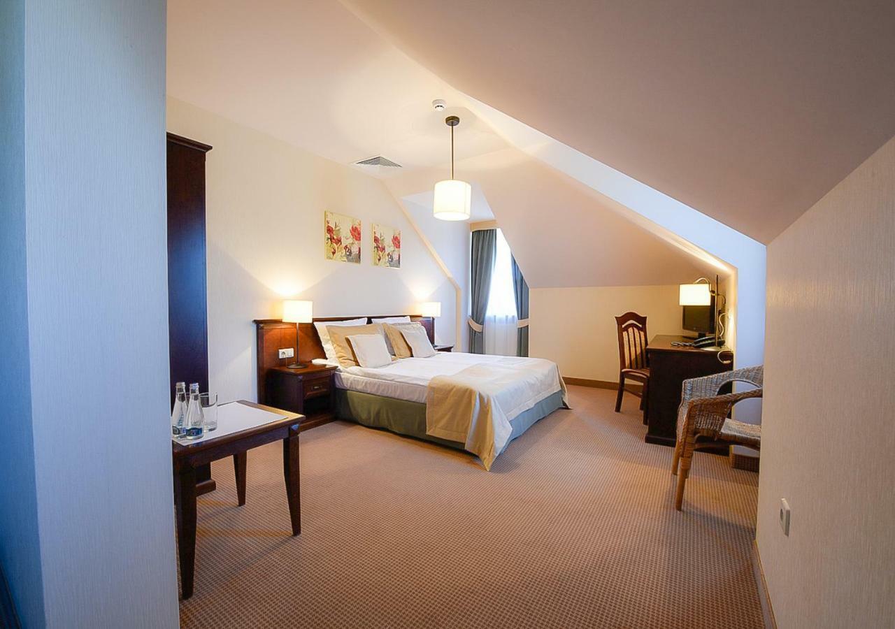 Hotel Nowodwory Ciechanowiec Luaran gambar