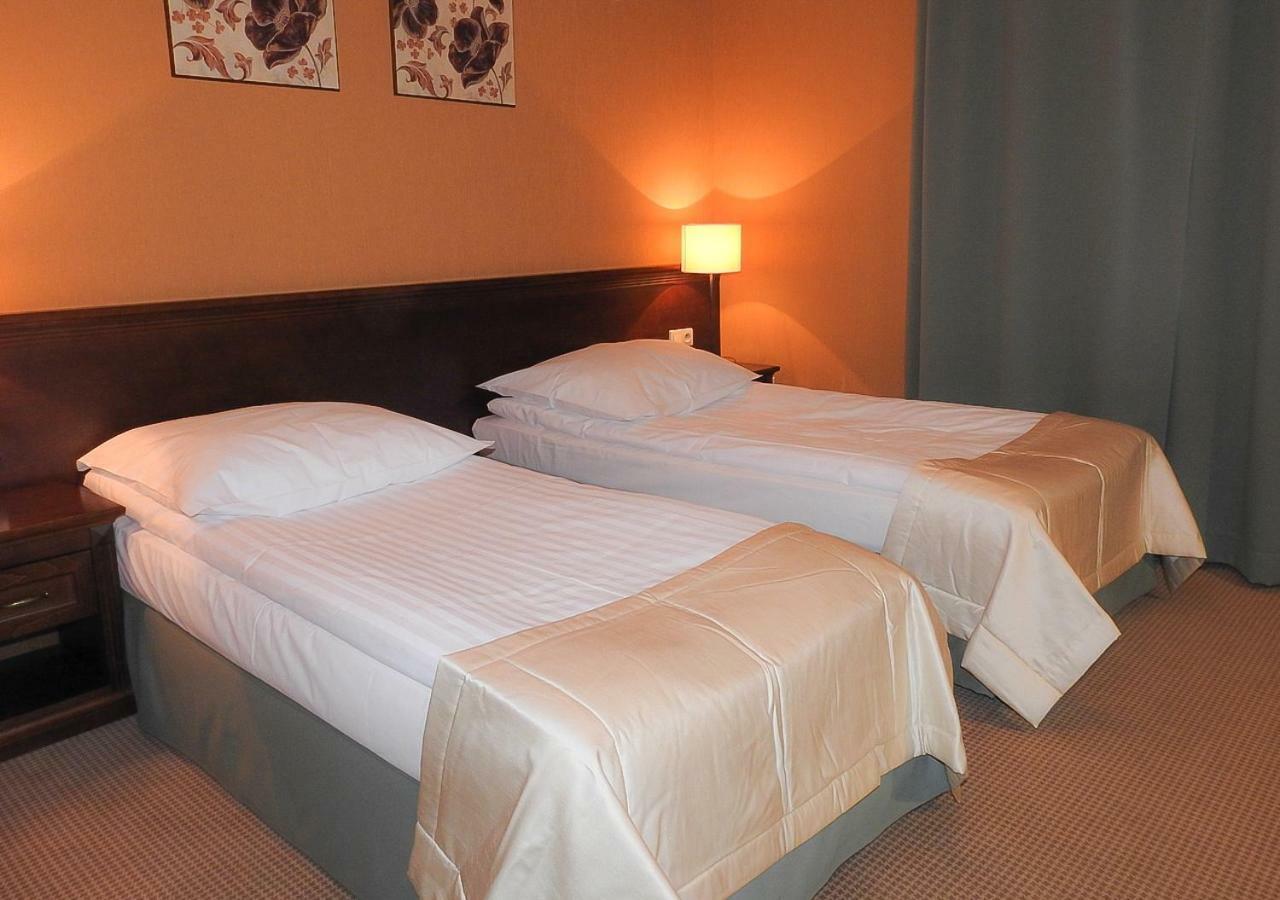 Hotel Nowodwory Ciechanowiec Luaran gambar