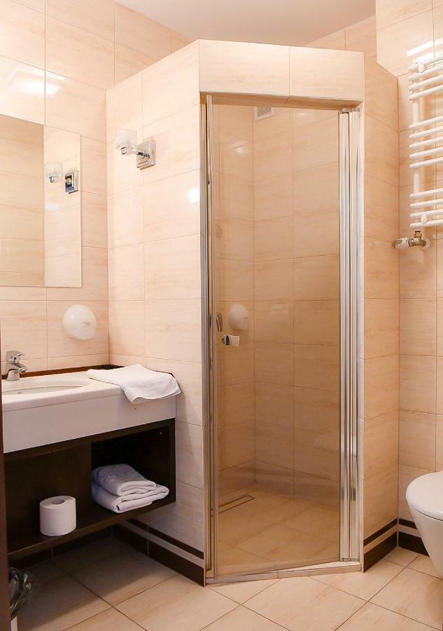Hotel Nowodwory Ciechanowiec Luaran gambar